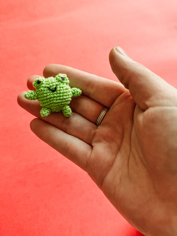 Micro crochet frog stuffie toy