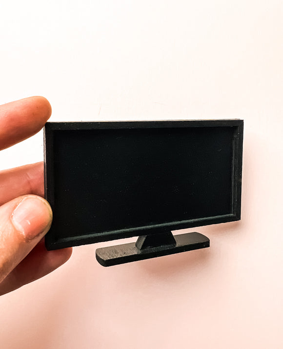 Dollhouse miniature TV