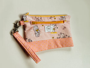 Wristlet zip pouch wallet/purse