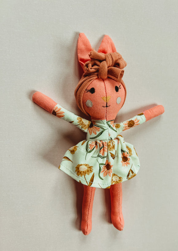 6” mom/girl bunny dollhouse doll